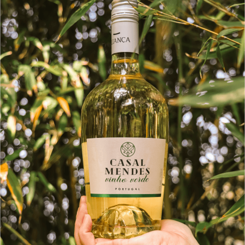 casal-mendes-branco-vinho-verde
